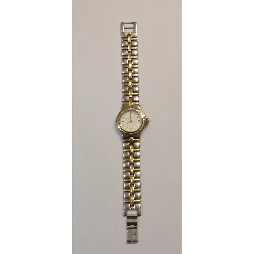 Vintage Women's Bulova Watch Gold & Silver Tone 6.5